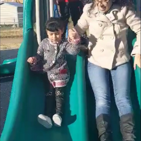 Meet your posher - Picture 4 of 10